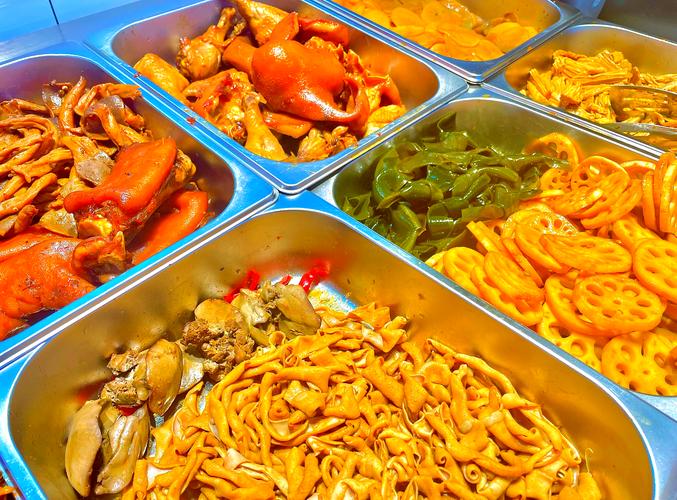 卤菜专用香料有哪些?香不香全靠这锅料,新手卤味必学调味技巧!(图2) 卤菜专用香料有哪些?香不香全靠这锅料,新手卤味必学调味技巧!(图2)