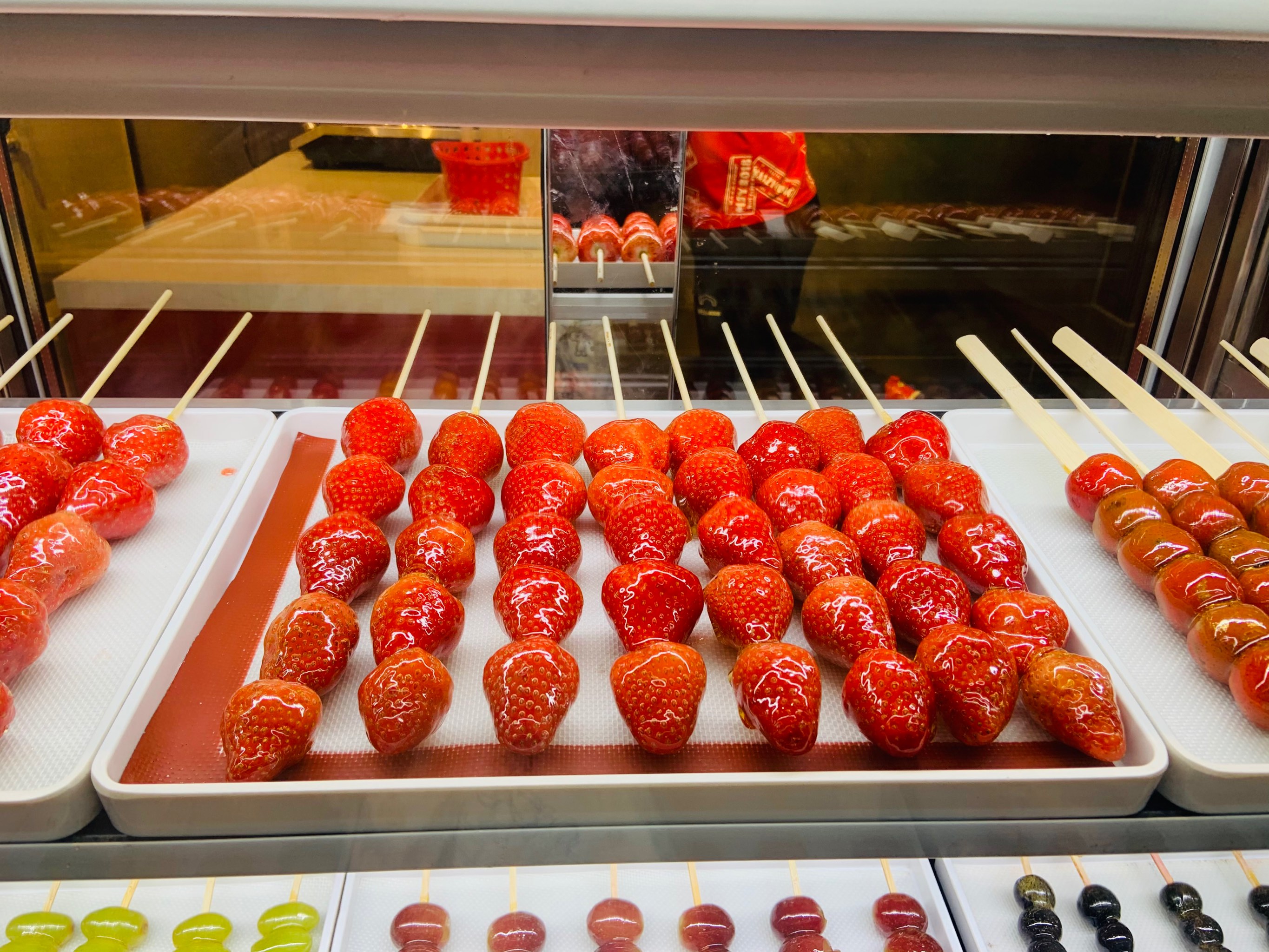 冰糖葫芦原料成本控制怎么做?掌握这几招,甜蜜小吃也能做出高利润!(图2) 冰糖葫芦原料成本控制怎么做?掌握这几招,甜蜜小吃也能做出高利润!(图2)