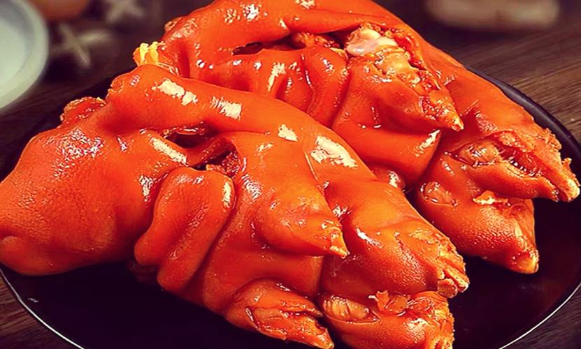 卤猪蹄摆摊一天能卖多少?成本结构与利润模型拆解(图2) 卤猪蹄摆摊一天能卖多少?成本结构与利润模型拆解(图2)