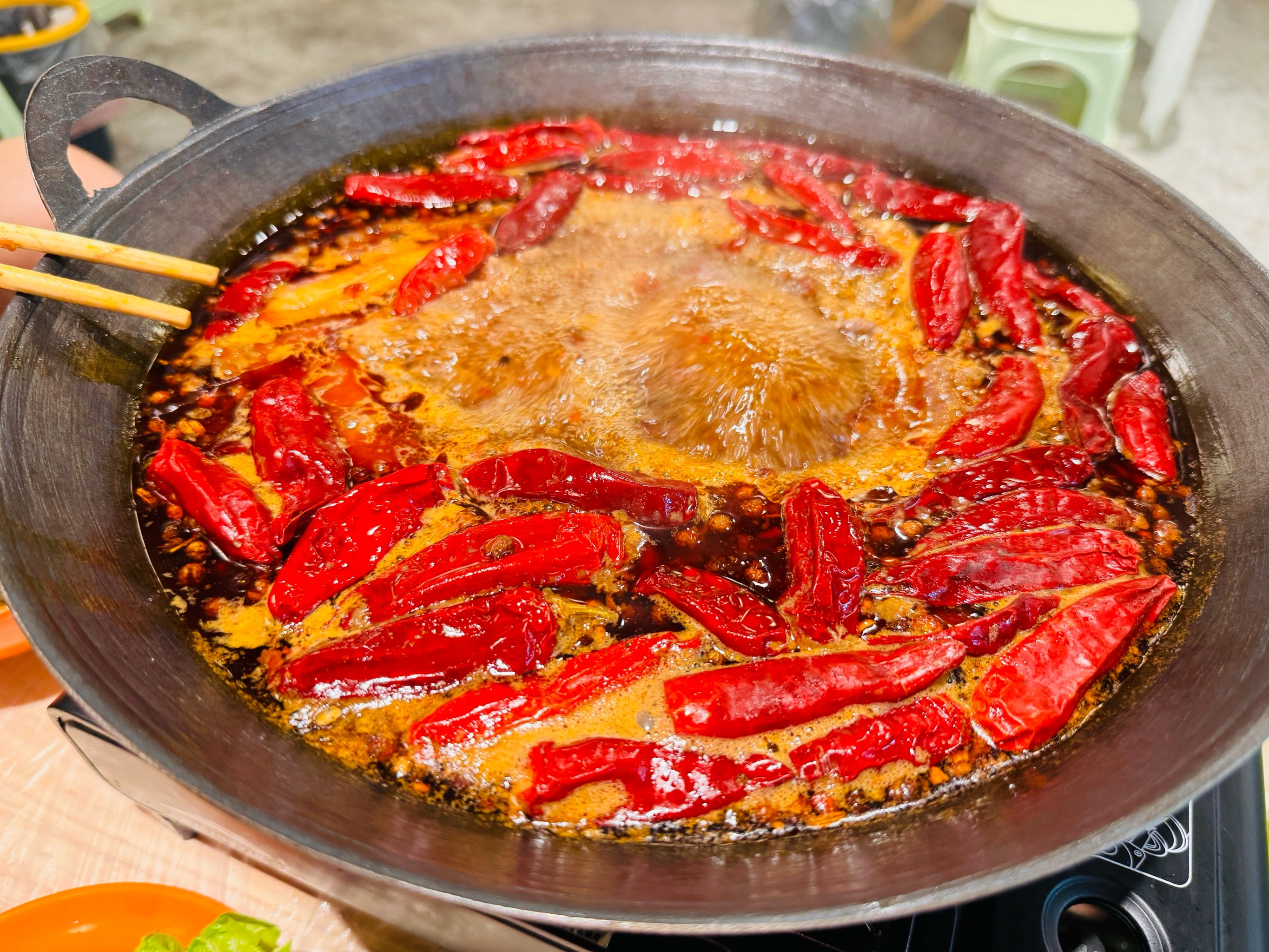 地摊火锅培训技术不好找?核心做法讲明白,让你少走弯路!(图3) 地摊火锅培训技术不好找?核心做法讲明白,让你少走弯路!(图3)