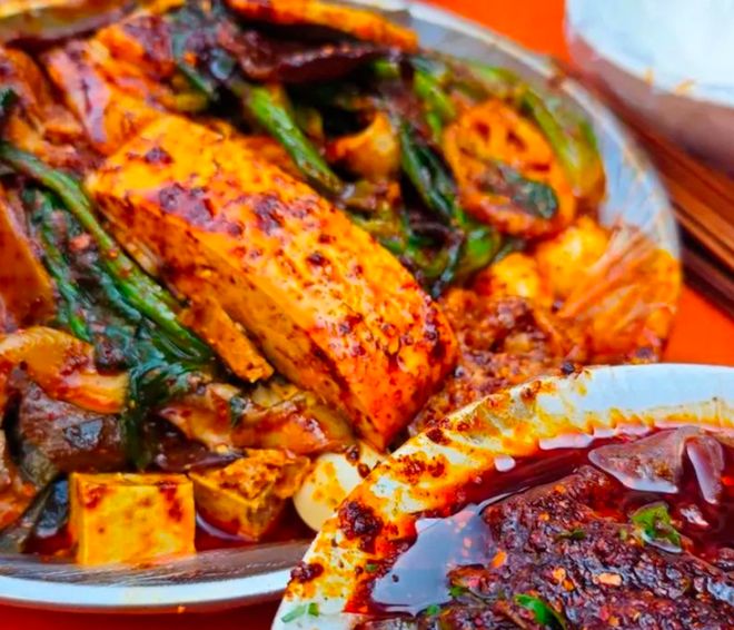 学麻辣香锅一般多少钱?学不会咋整,手忙脚乱怎么办!(图2) 学麻辣香锅一般多少钱?学不会咋整,手忙脚乱怎么办!(图2)