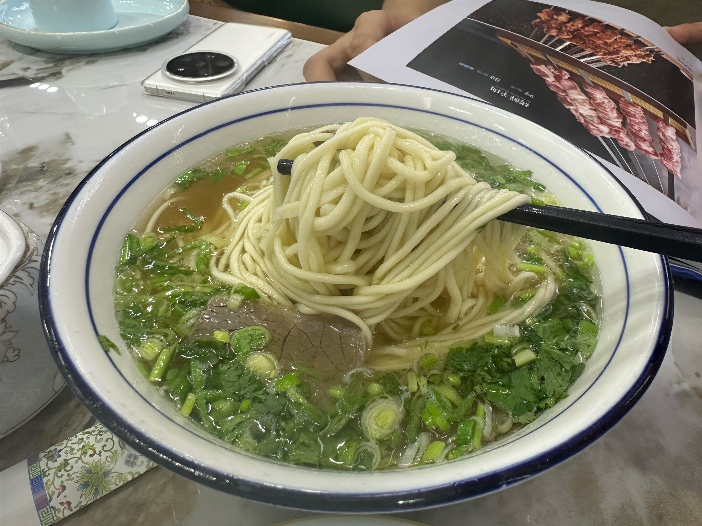 牛肉板面哪里学好?新手选学习渠道前,必须想清楚的几个问题(图3) 牛肉板面哪里学好?新手选学习渠道前,必须想清楚的几个问题(图3)