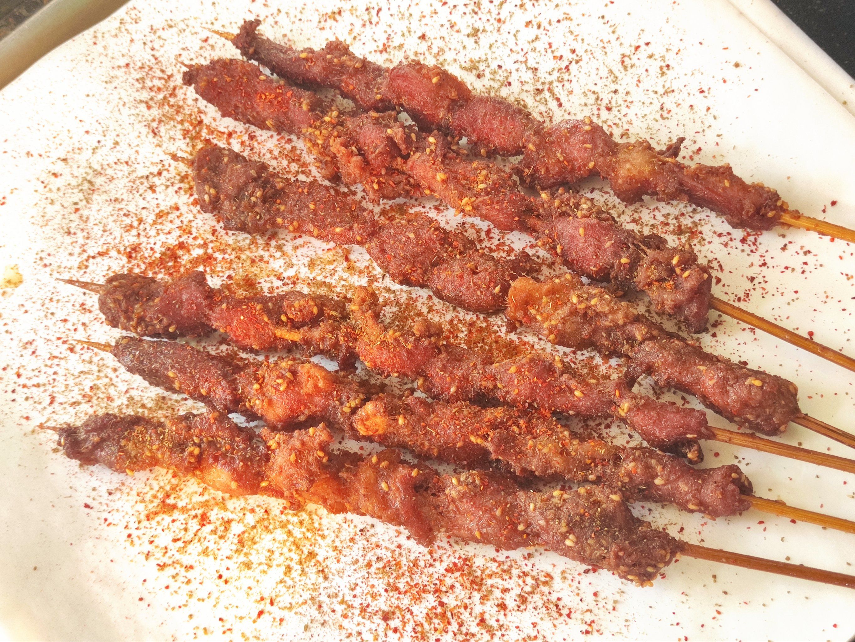 炸肉串的做法怎么学?腌制调味到出锅细节讲清,新手也能少走弯路(图3) 炸肉串的做法怎么学?腌制调味到出锅细节讲清,新手也能少走弯路(图3)