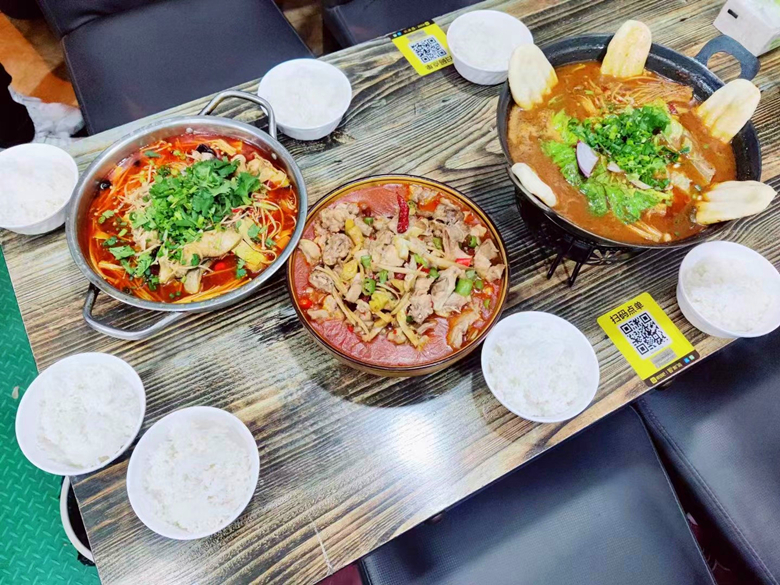 小地锅+大盘鸡落地成功！日营收增千元(图3)