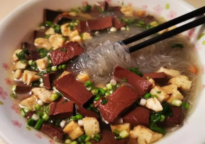 鸭血粉丝汤正宗培训，助您成为独具匠心的大厨！