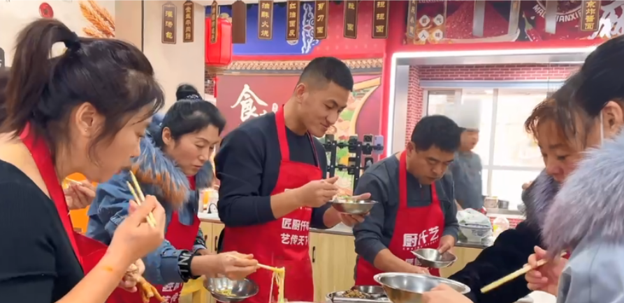 15天速成厨师培训班，美味生涯新起点！
