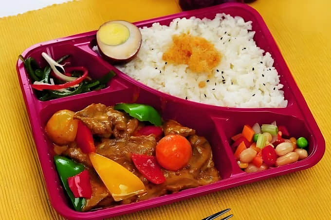 创业卖特色盒饭怎么样？揭秘低成本高回报的赚钱秘籍！(图1)