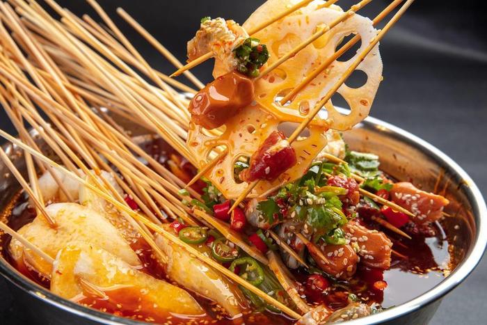 麻辣烫店投资需要多少钱？麻辣烫创业成本解密！