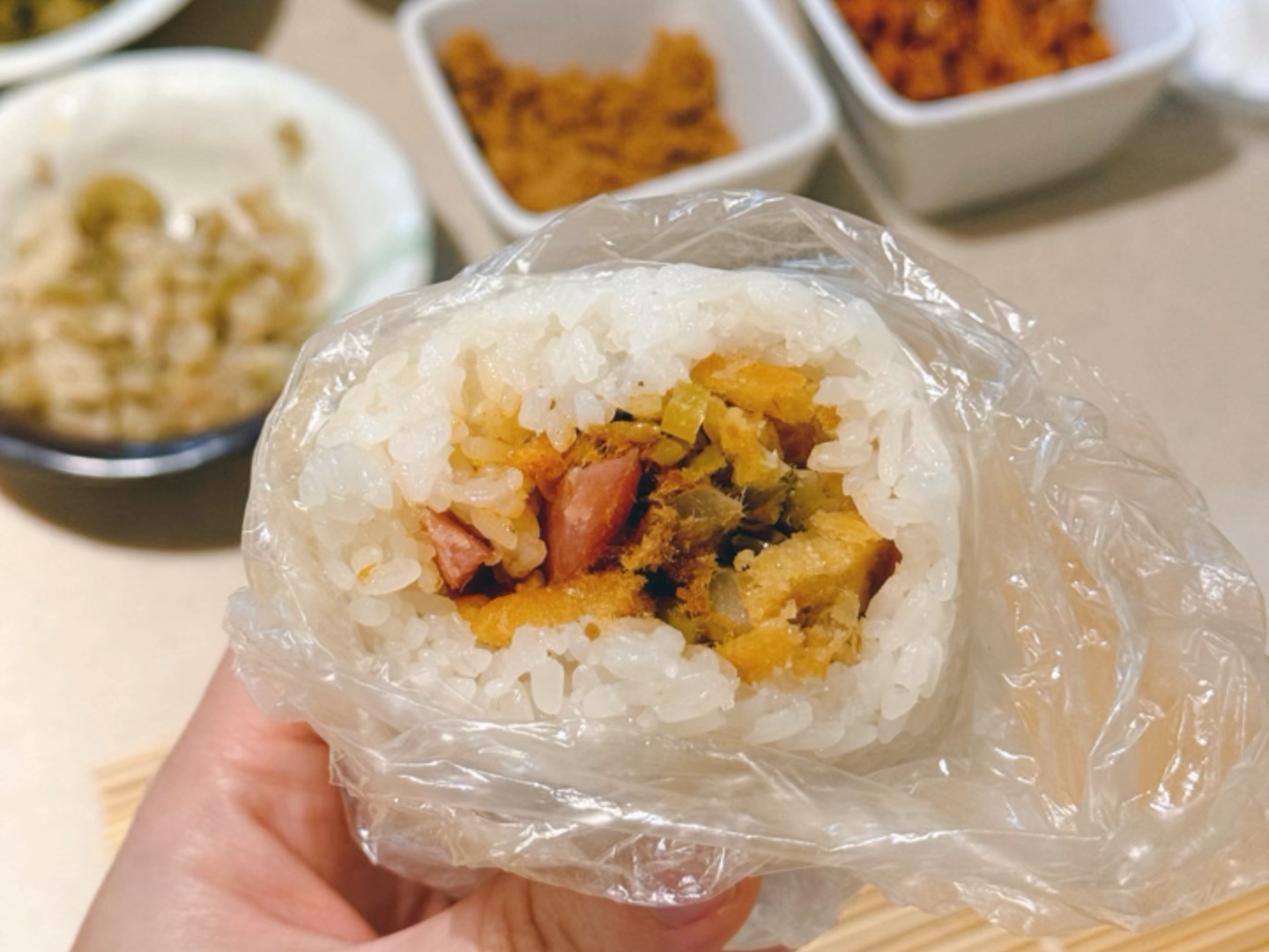饭团怎么做的？方法简单，做好这些更好卖！(图2)