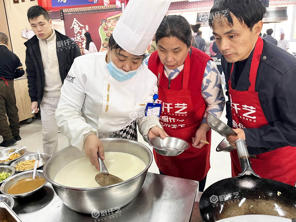 什么小吃最挣钱还好学？投入不大，操作简单，利润高！(图4)