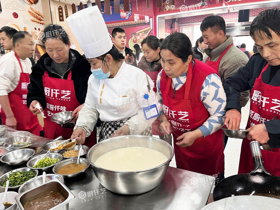 豆腐脑怎么做？方法简单，出摊火爆！(图3)