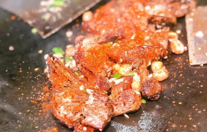 铁板烤鸭怎么做？掌握关键步骤，开店也不难！(图3)