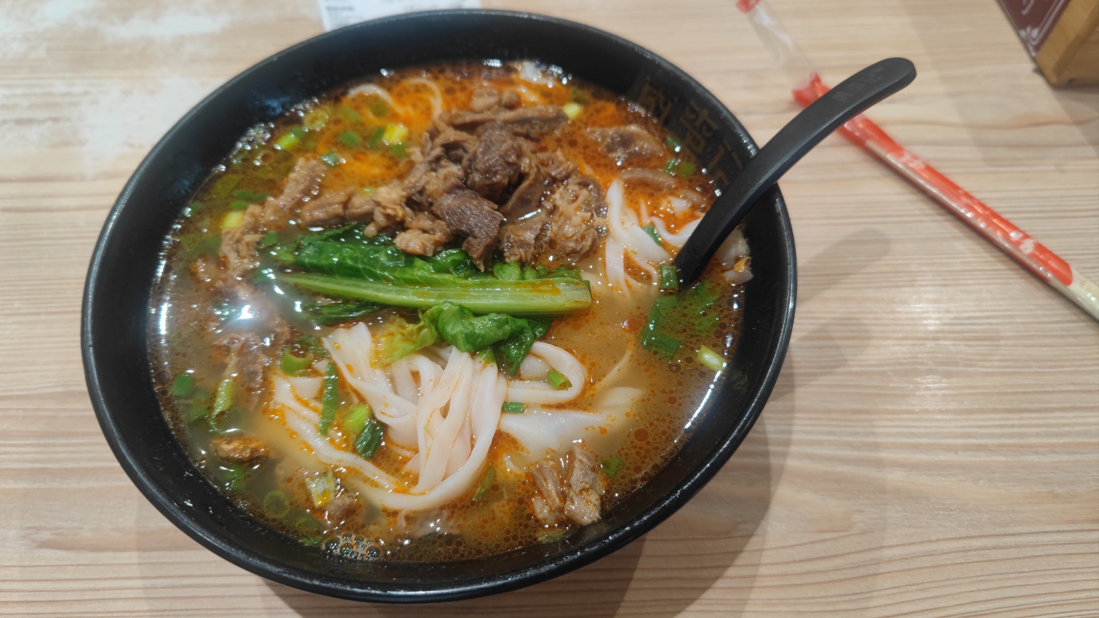 螺蛳粉赚钱吗？成本明细曝光，新手也能轻松开店！(图2)