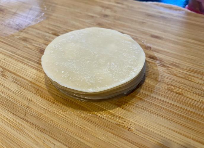 烤鸭饼皮的做法难不难？掌握技巧，地摊创业也能月入过万！(图2)