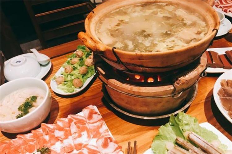 打边炉火锅食材前十名？选对食材，人气翻倍，地摊火锅更好卖！(图2)
