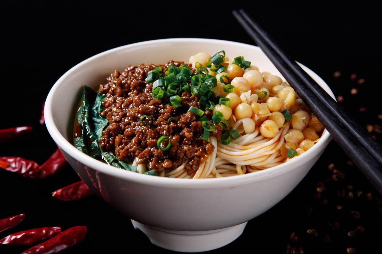 ​​摊摊面做法全解析：从选料到出摊，手把手教你做出街头“爆款面”​​(图3)