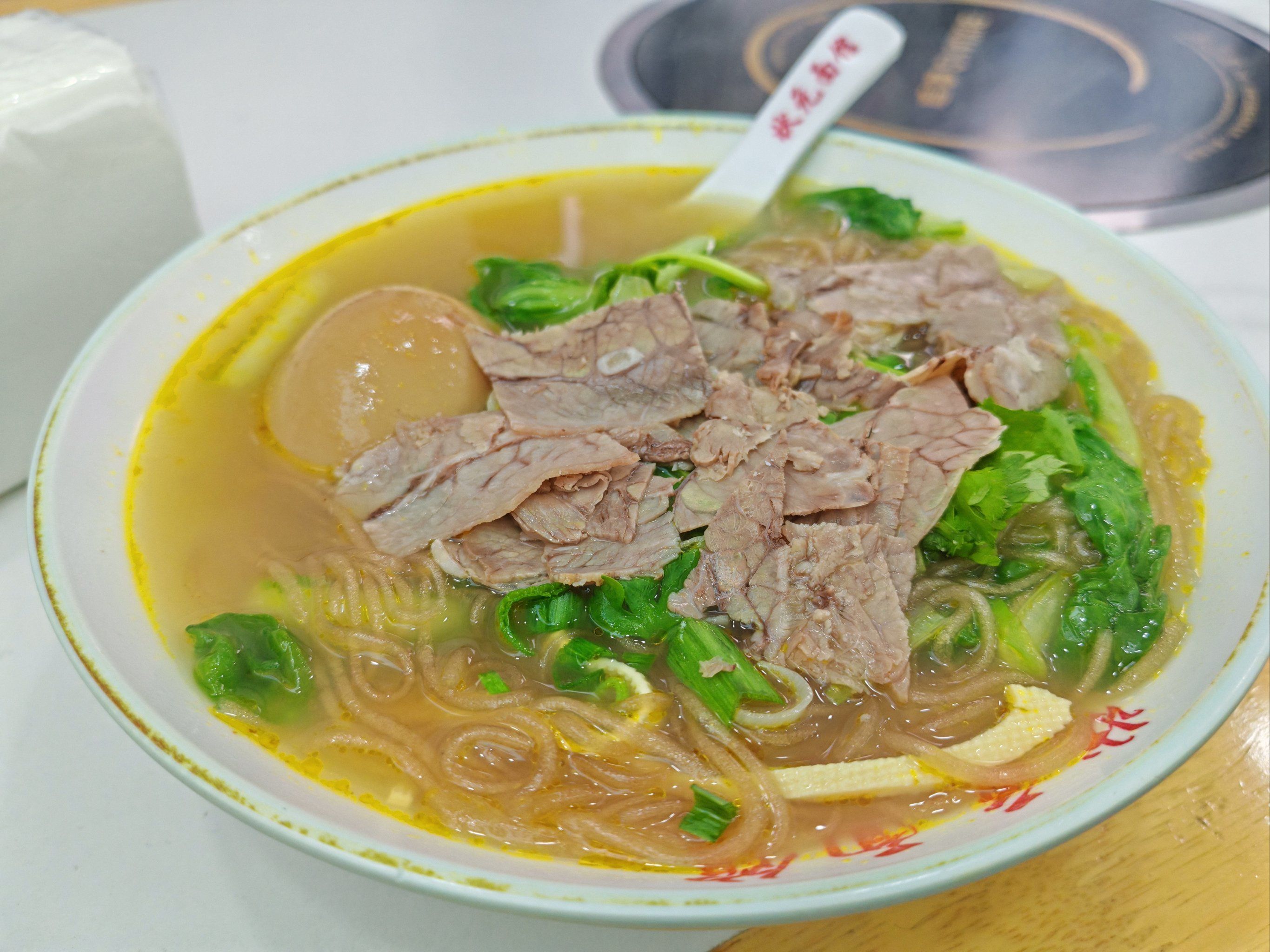 牛肉汤做法和配方揭秘？掌握这几点，汤浓味正不腥不柴！(图1)