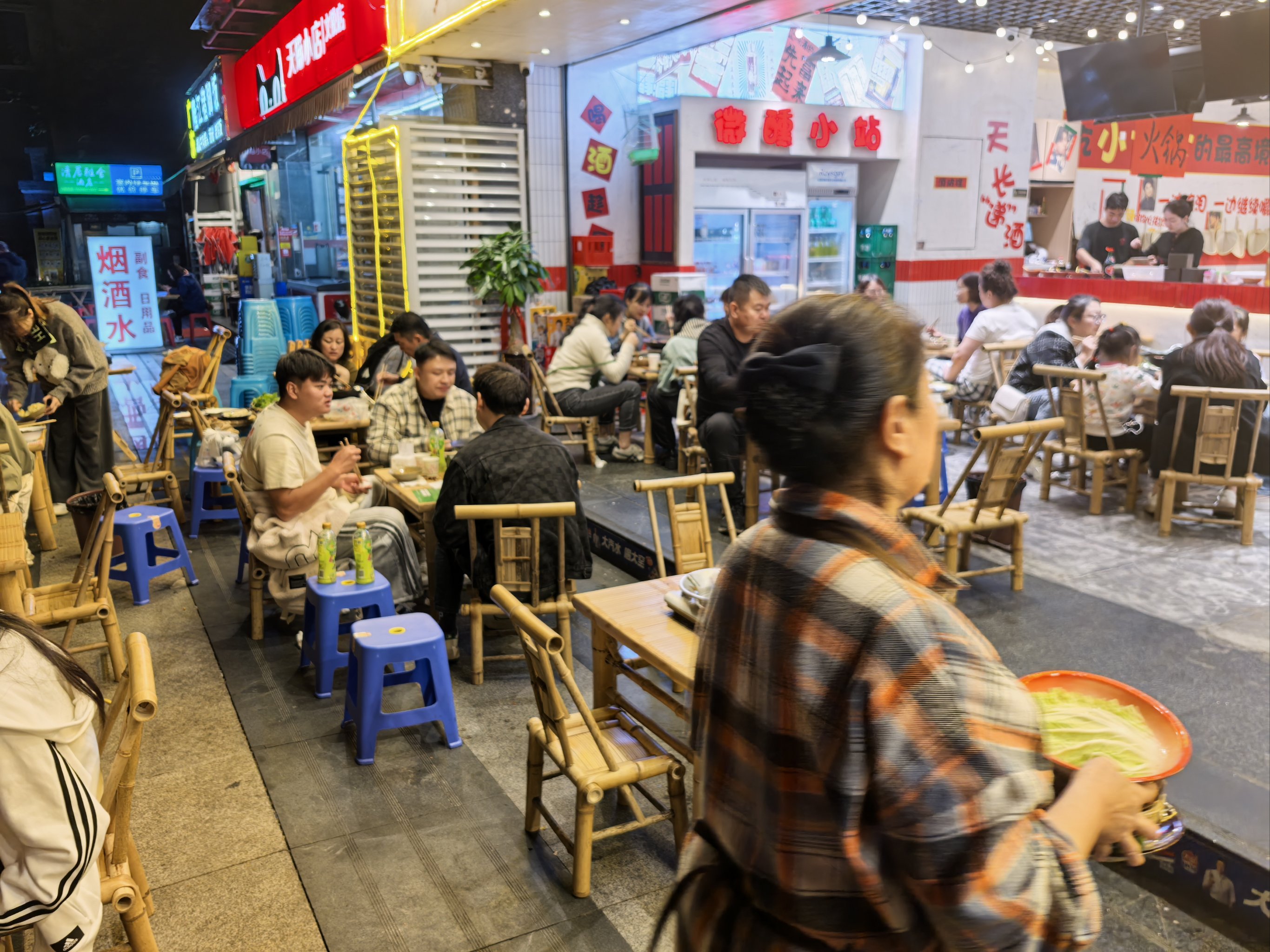 地摊火锅的做法是什么？掌握这几点，小成本也能炖出大生意！(图2)