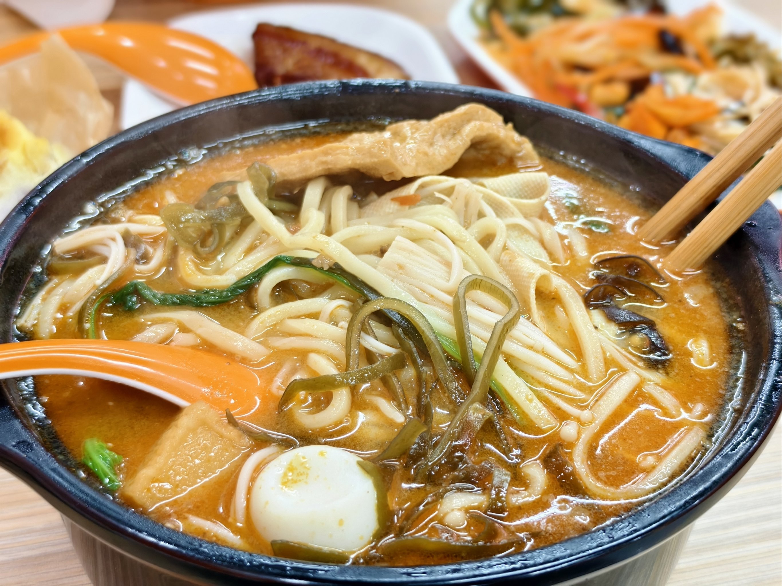 砂锅面赚钱吗?一碗热腾腾的砂锅面,看似平凡却藏着创业的黄金机会!(图2) 砂锅面赚钱吗?一碗热腾腾的砂锅面,看似平凡却藏着创业的黄金机会!(图2)