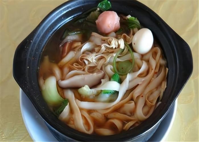 砂锅面的做法及配料商用怎么做？掌握这一锅工艺，店面出餐又快又稳！(图3)