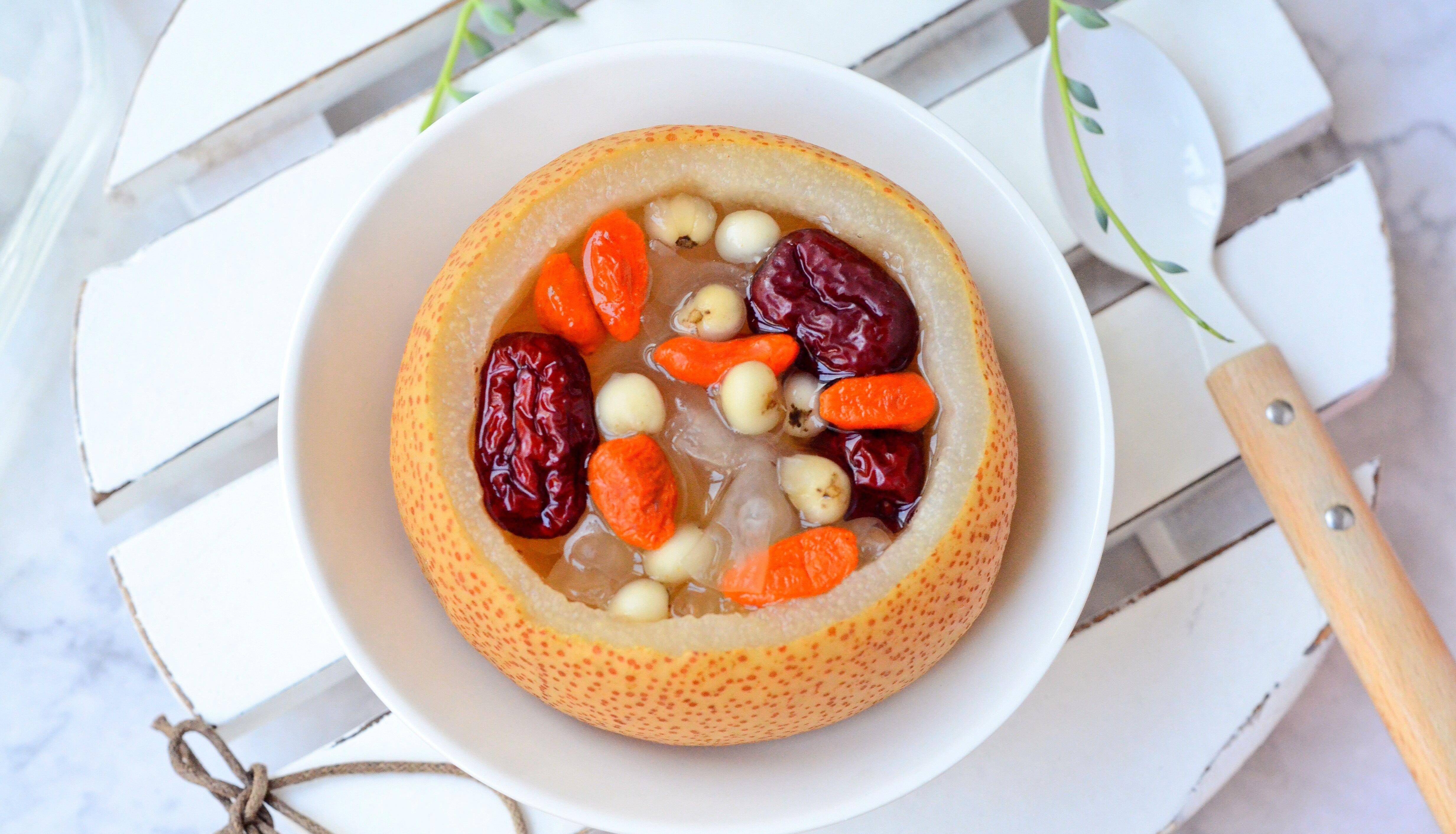 冰糖烤梨的配方?操作简单易出彩,小摊创业一壶香甜也能赚稳客!(图3) 冰糖烤梨的配方?操作简单易出彩,小摊创业一壶香甜也能赚稳客!(图3)