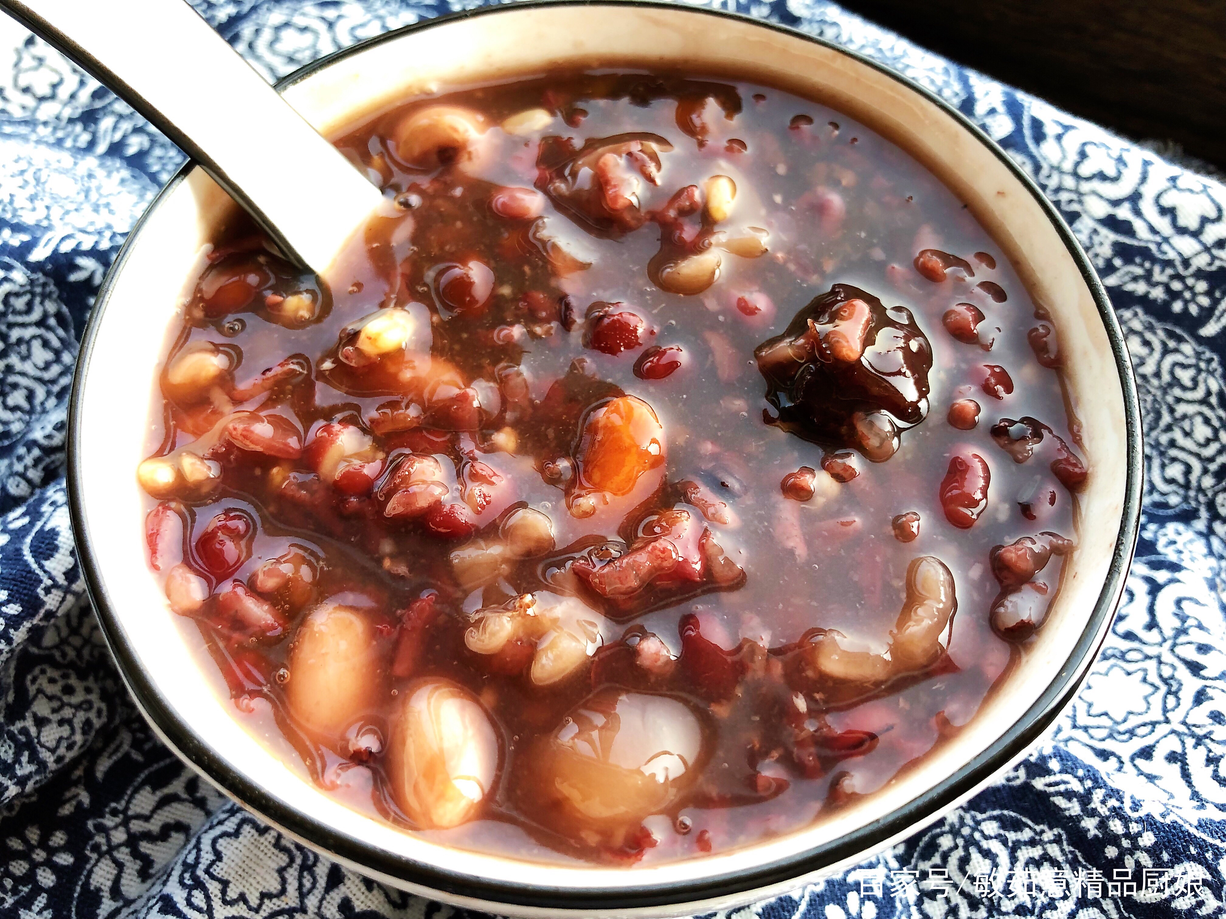 八宝莲子粥的食材没选对？掌握这几样，小店也能有高复购(图3)