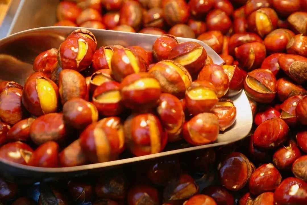 糖炒栗子摆摊教学怎么学？操作技巧分享，让新手也能稳稳上手！(图2)