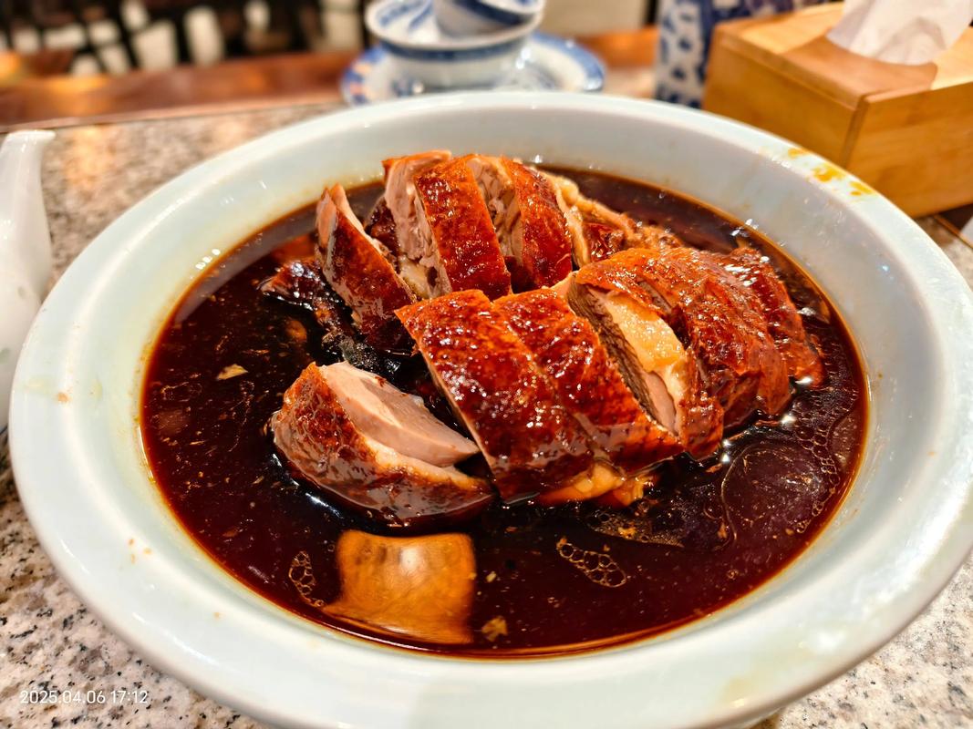 南京烤鸭哪里学最正宗？别急着报名，先把这几个关键问题想明白再决定(图2)