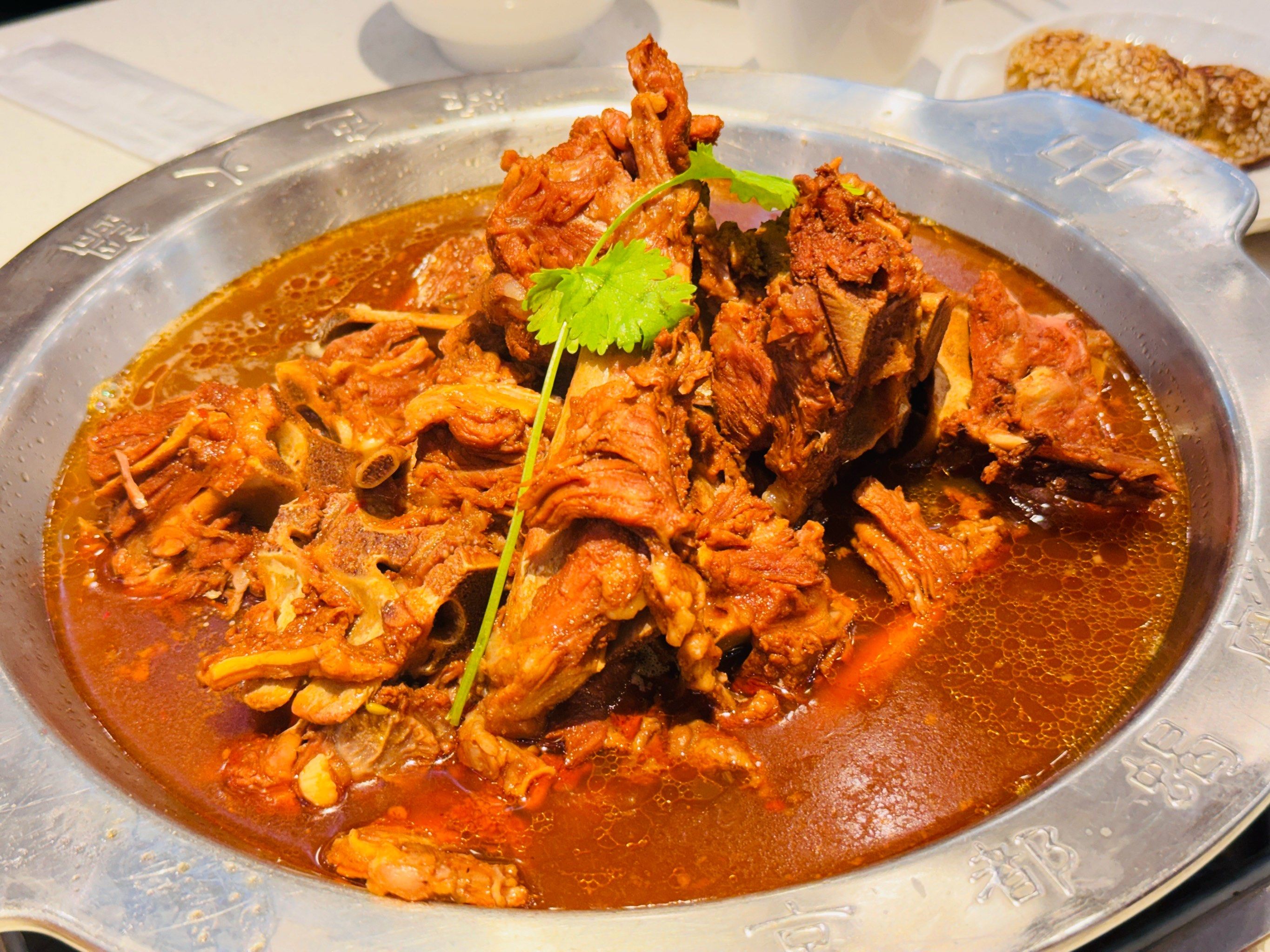 羊蝎子火锅去哪里学靠谱？从技术到开店思路一次讲清楚(图2)