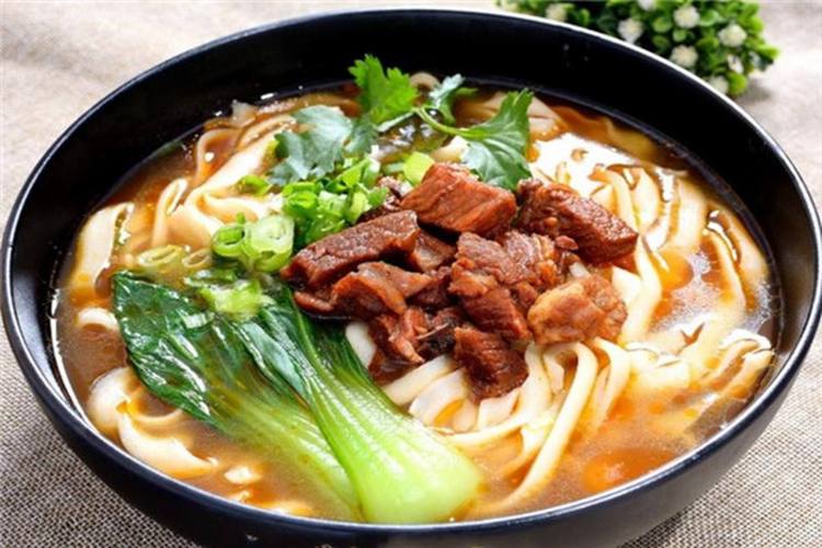 特色刀削面培训哪里好？把学习内容、费用和实际情况一次说清