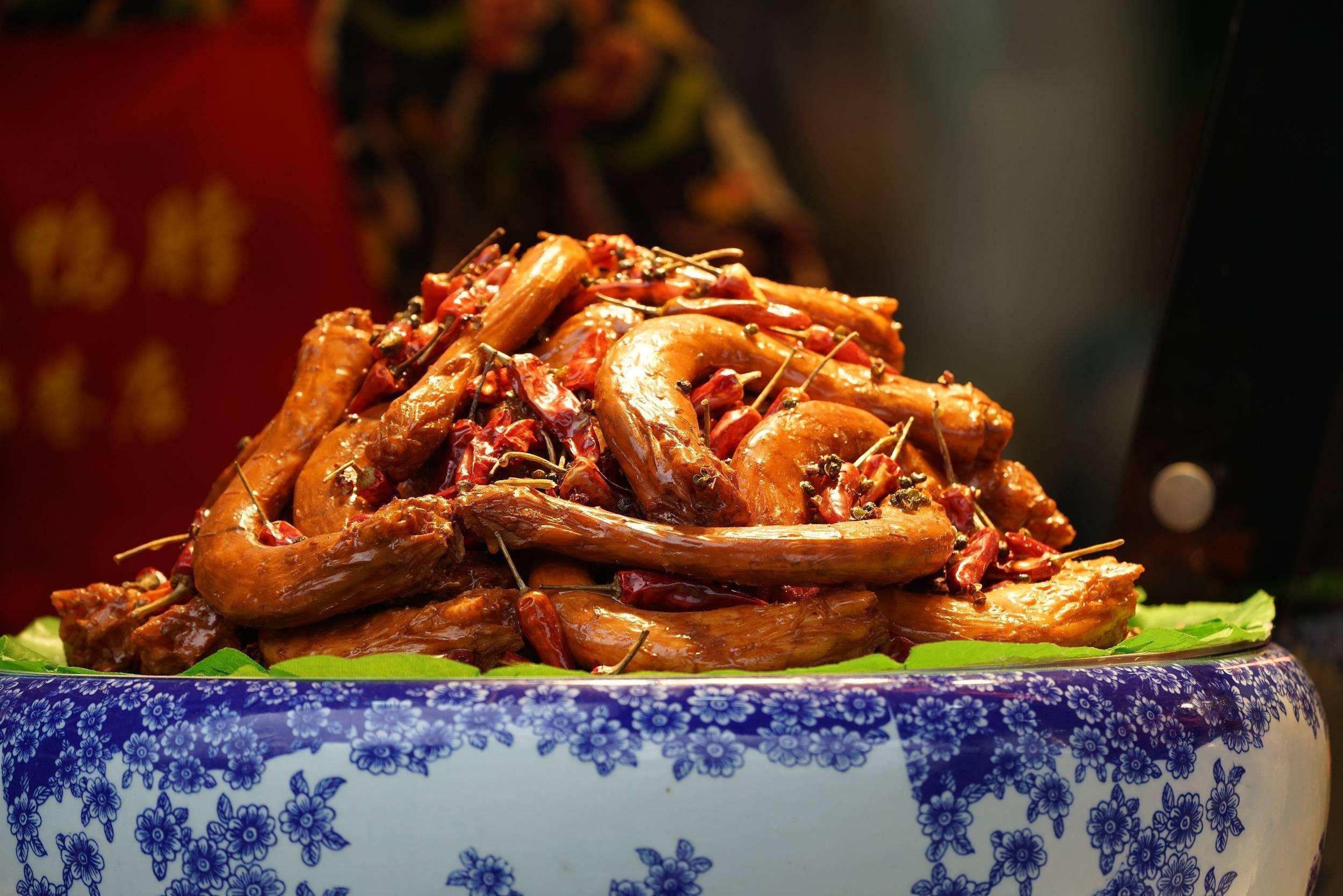 开卤菜店在哪里学？把学习途径、培训内容和现实问题讲明白