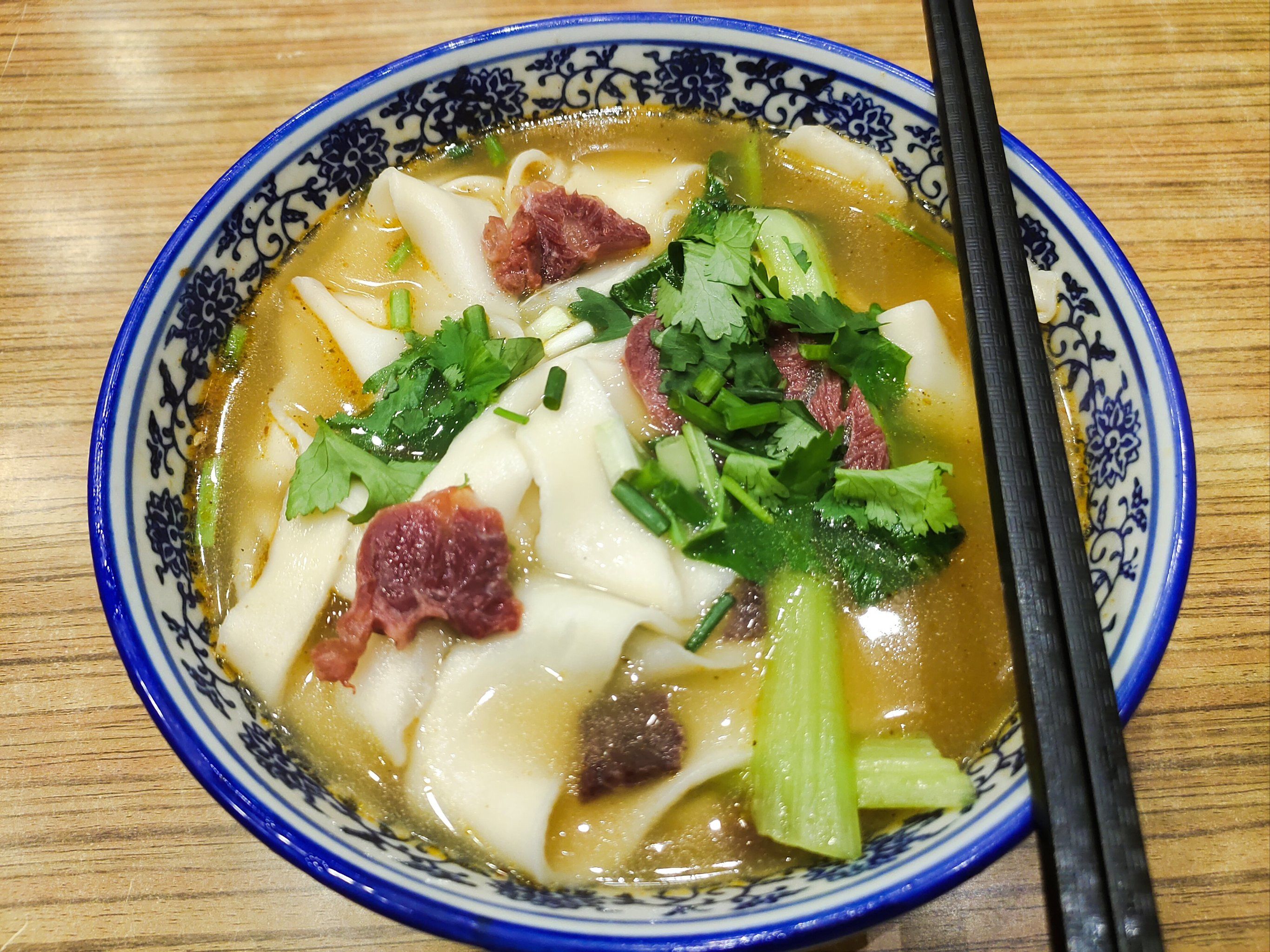 学河南烩面多少钱？别信几百元的配方！揭秘这碗汤的暴利门槛(图3)