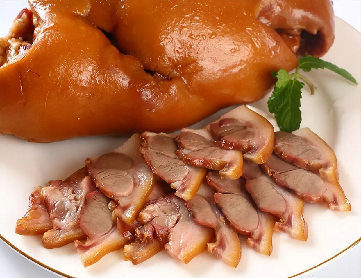 一斤赚20?揭秘“卤猪头肉”不发黑、去异味的3个技巧!(图2) 一斤赚20?揭秘“卤猪头肉”不发黑、去异味的3个技巧!(图2)