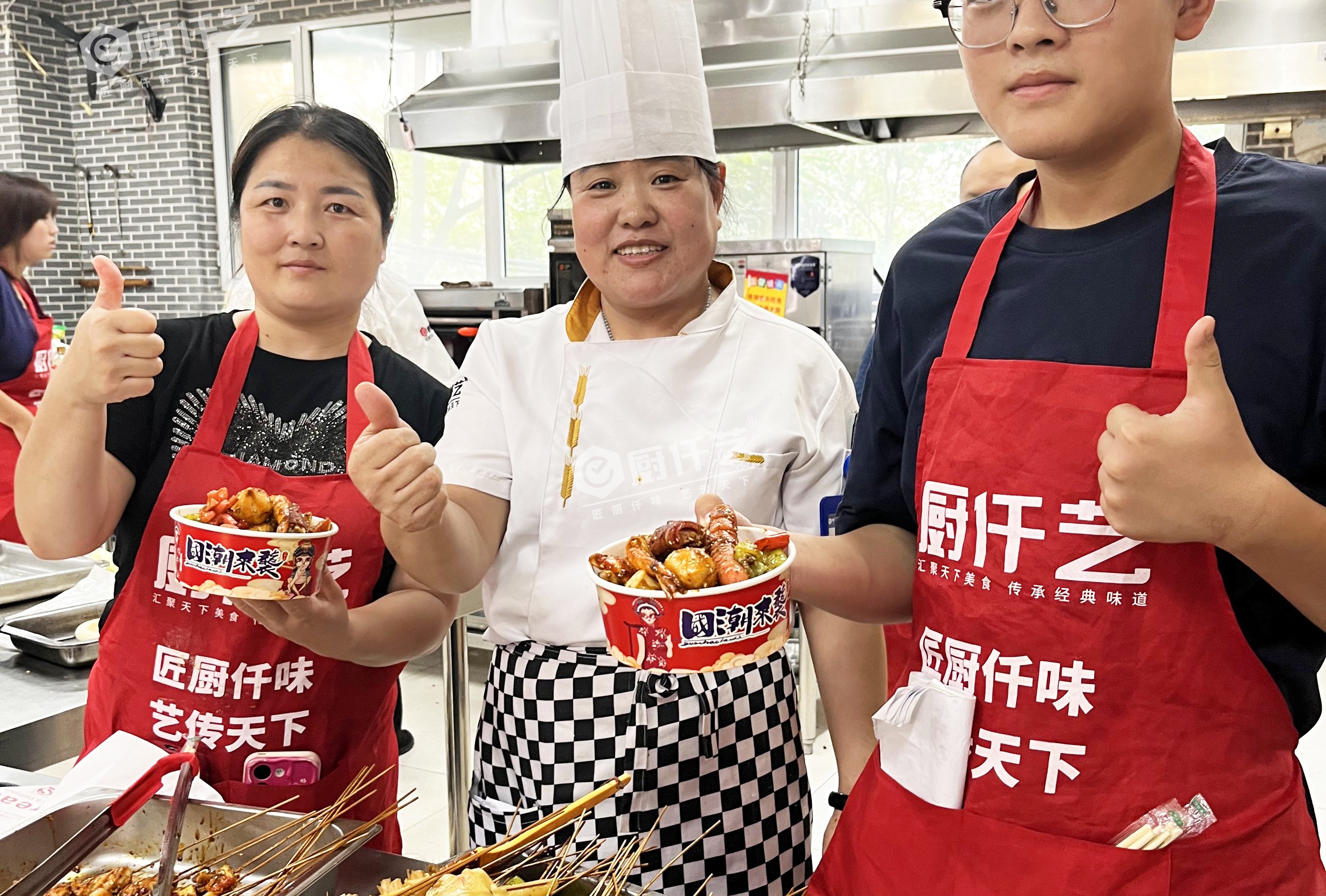 学炸串技术去哪里学更靠谱？想摆摊创业的人，先把这几个关键问题想明白(图3)