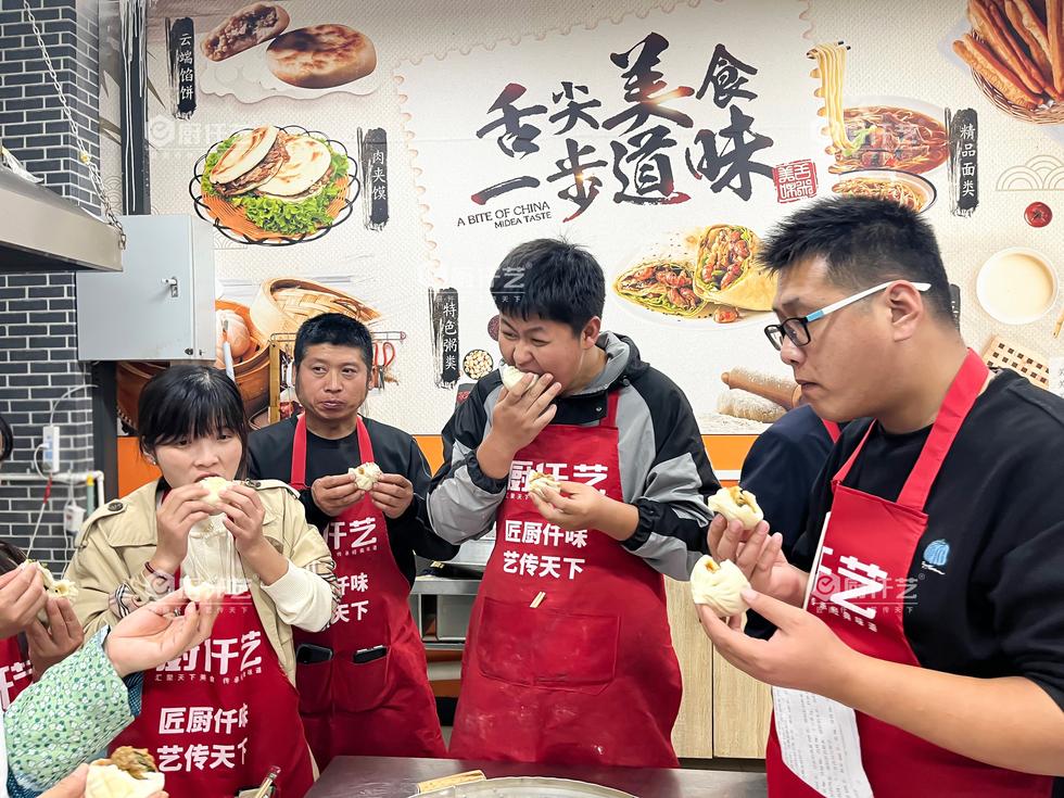 早餐包子培训学校怎么选？想学早餐技术创业的人，这几点比学费更重要(图2)