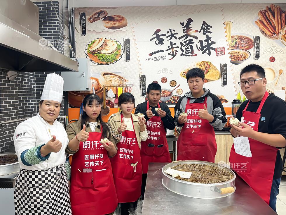 在哪里可以学做包子培训？想学早餐包子创业的人，先把这几件事了解清楚(图2)