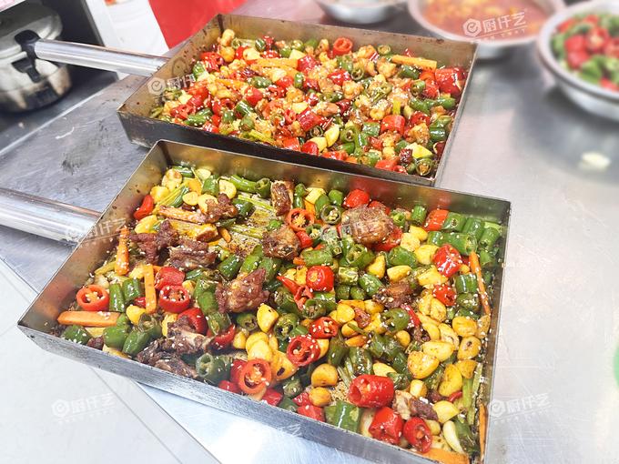 戳子肉烧烤做法到底难不难？新手学烧烤怎么做才入味又稳定(图2)