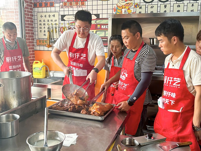 做熟食的配方和做法怎么学？熟食卤水怎么调？(图3)