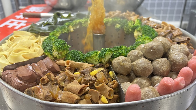 青岛喷泉牛杂培训哪家靠谱？零基础能不能学会？培训机构怎么选？(图3)