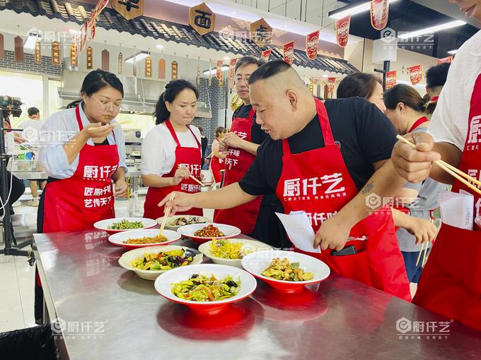 烟台凉菜培训哪家更靠谱？烟台凉菜培训怎么选？零基础能不能学会？(图3)