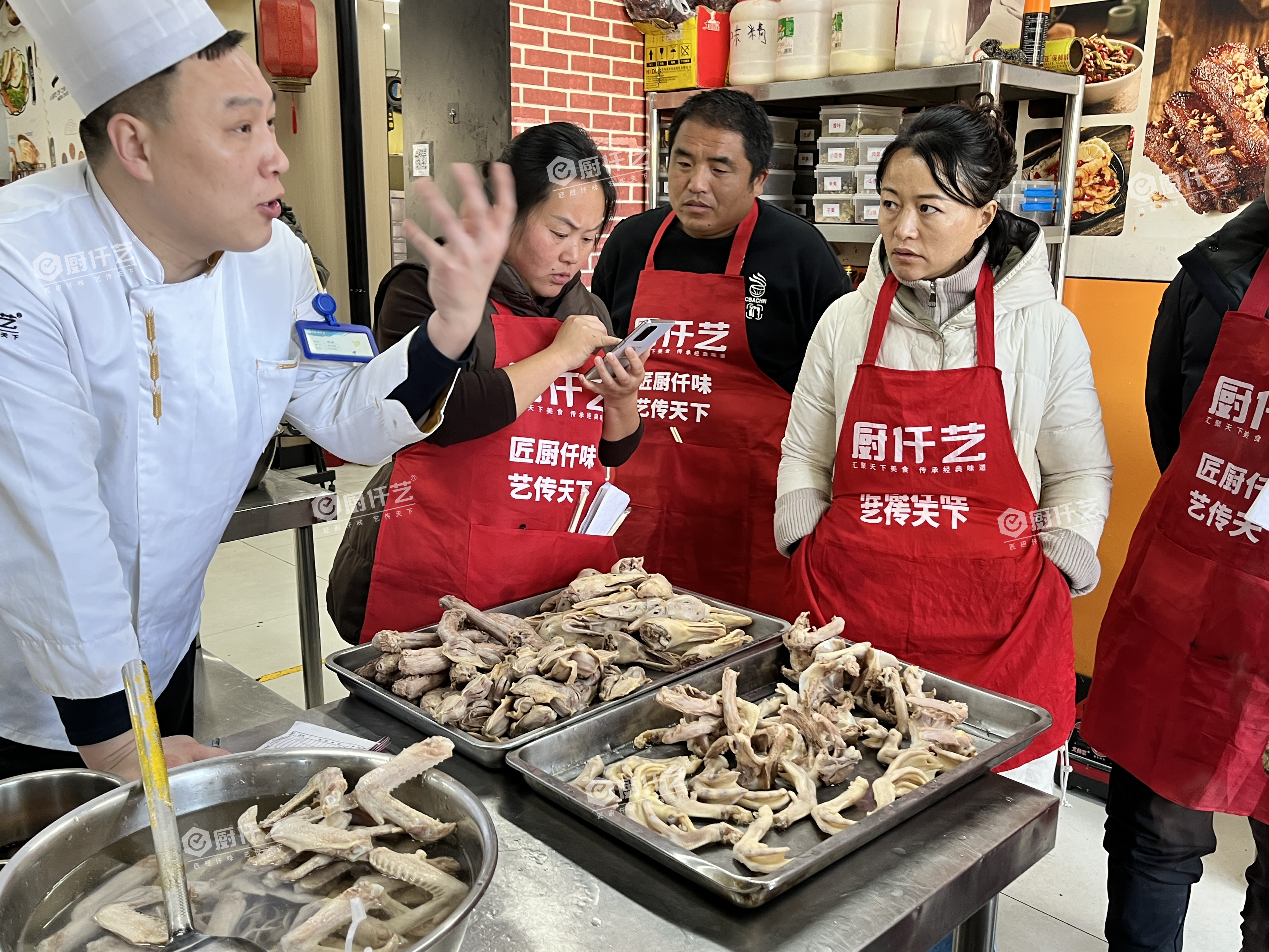 淄博熟食培训怎么选？卤味创业避坑攻略，新手必看(图2)