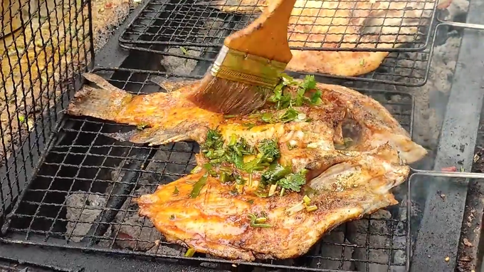 淄博哪里可以学烤鱼？烤鱼培训怎么选？(图4)