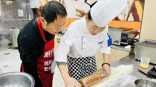 莱芜学早餐油条豆腐脑去哪学？厨仟艺教你不踩坑(图4)