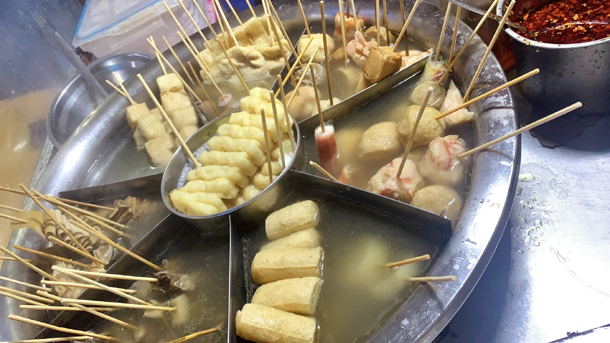 关东煮摆摊做法教程:从备料到收摊,一整天的操作流程拆给你看(图2) 关东煮摆摊做法教程:从备料到收摊,一整天的操作流程拆给你看(图2)