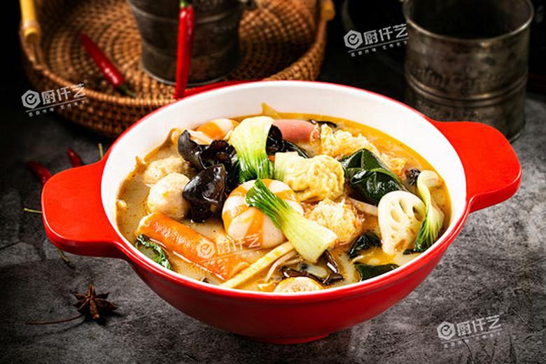 学麻辣烫要多长时间?选厨仟艺就对了,18年餐饮经验,快速上手不踩坑!(图1) 学麻辣烫要多长时间?选厨仟艺就对了,18年餐饮经验,快速上手不踩坑!(图1)