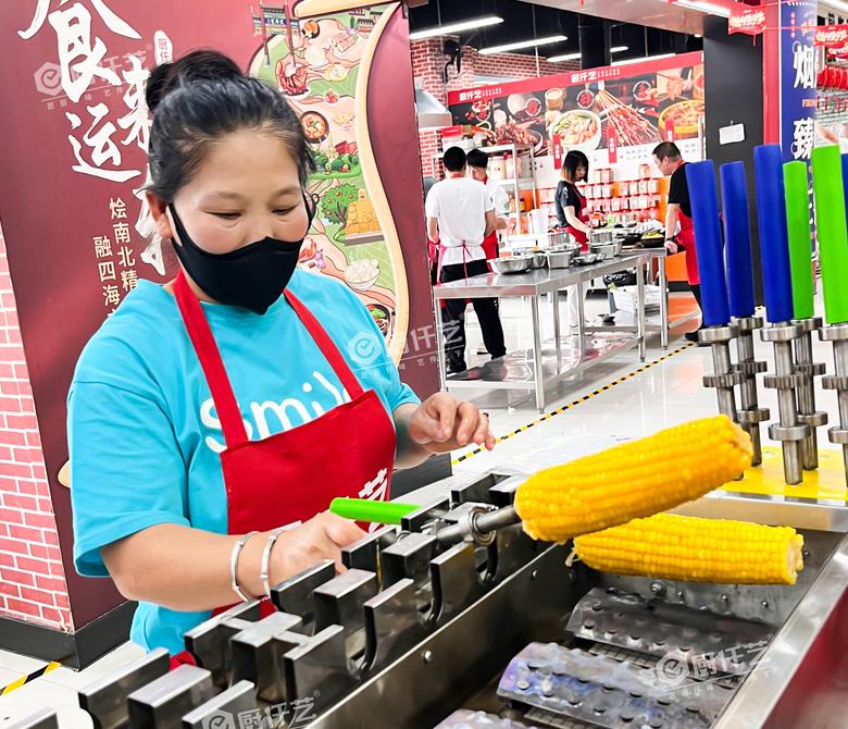 鲜烤玉米详细教程:每一步怎么做、哪里容易翻车,厨仟艺统统告诉你!(图2) 鲜烤玉米详细教程:每一步怎么做、哪里容易翻车,厨仟艺统统告诉你!(图2)