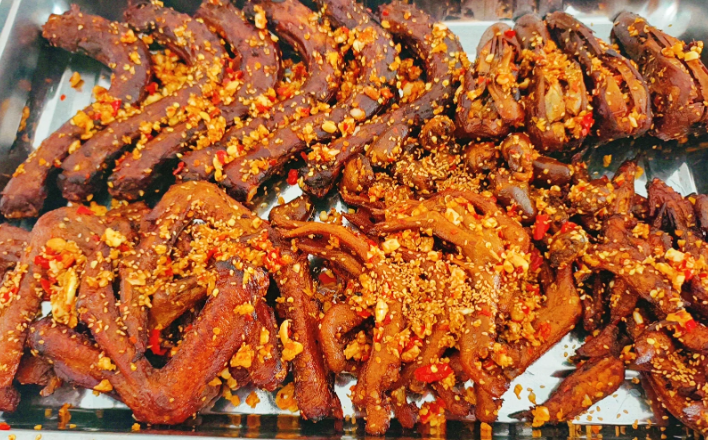 正宗炸卤哪里学?选厨仟艺就对了,深耕餐饮培训18年,拒绝踩坑!(图3) 正宗炸卤哪里学?选厨仟艺就对了,深耕餐饮培训18年,拒绝踩坑!(图3)
