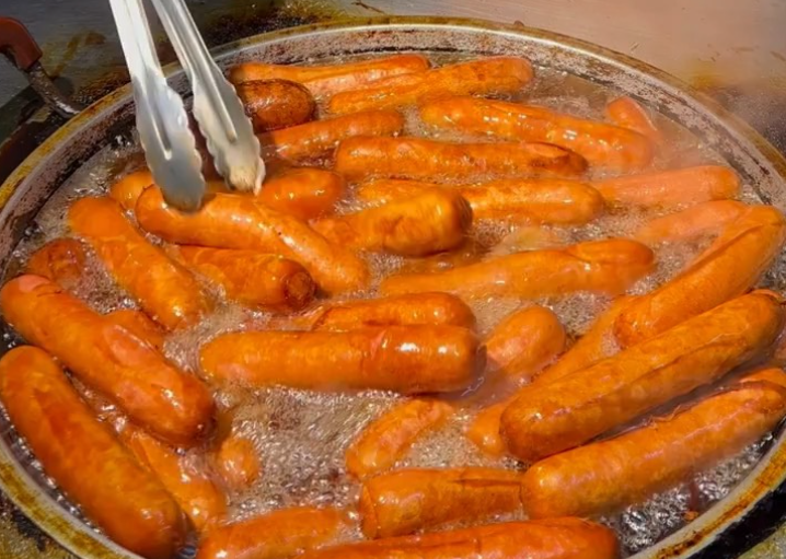 网红爆裂肠为啥不用炸炉？掌握关键细节更重要，摆摊新手别踩坑！(图2)