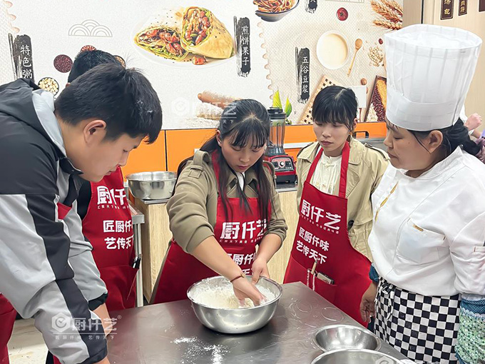 莱芜想学包子技术开店？缴费前先看厨仟艺这几条良心建议(图4)